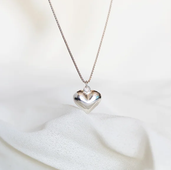 Silver Heart Necklace (S925) - Only 1 left! - Picture 2 of 5